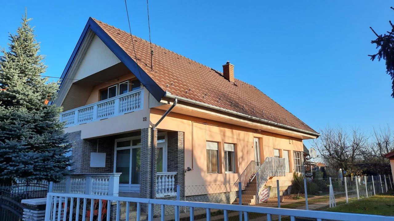 Magdalena Haz Lägenhet Balatonlelle Exteriör bild